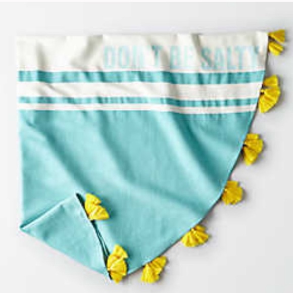 American Eagle Outfitters Other - 🏝𝙰𝙴𝙾 𝚁𝚘𝚞𝚗𝚍 𝙱𝚎𝚊𝚌𝚑 𝙱𝚕𝚊𝚗𝚔𝚎𝚝🏝